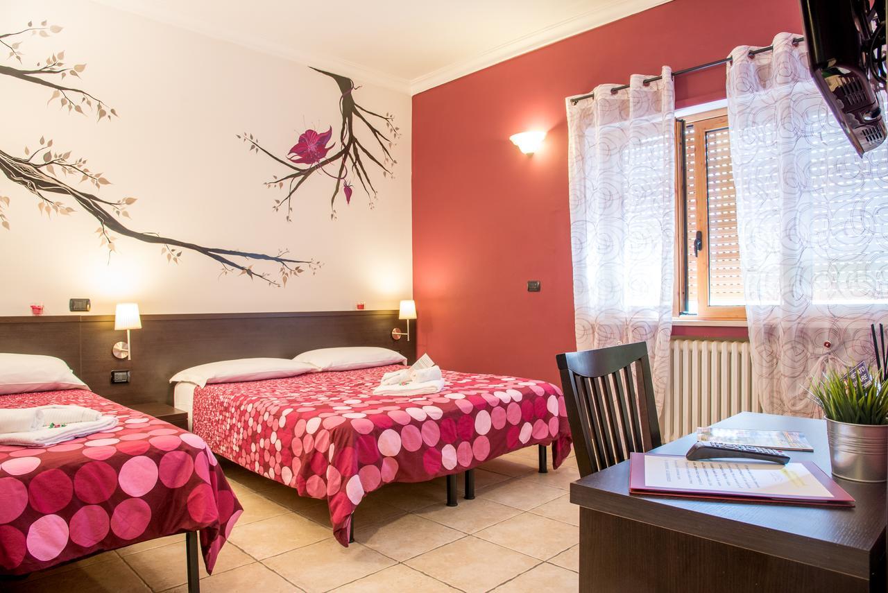 Guest House Park Valmontone Eksteriør bilde